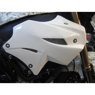 Seitliche Wasser-Kühlerverkleidungen für SUZUKI GSX-R 1000 ab 2009-, kommt unlackiert, inkl. Haltesatz und Materialgutachten.