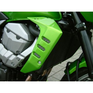 Side Cover for water cooler, for Z 750 from `07-`11, unpainted, incl. fitting kit and installation instructions.