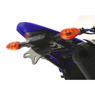 Conversion kit for license plate holder of YAMAHA WR 250 X from 2008, suitable for original indicators or mini indicators (e.g. KELLERMANN), incl. LED license plate light and mounting instructions.