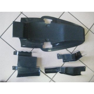Undertray, unpainted, for CB 900 Hornet, 4 pcs., incl. fitting instructions.