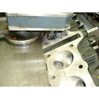 Spindle on valve seat ring inlet or outlet. Price EUR/seat ring